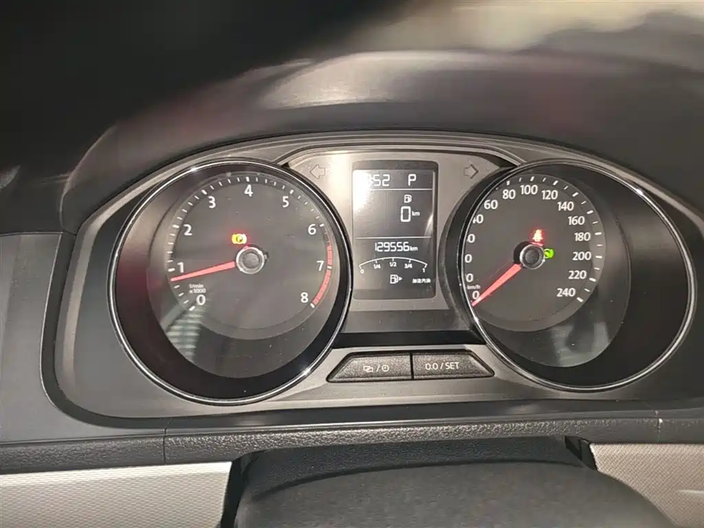 Volkswagen Gran Lavida 2015 — фото 12