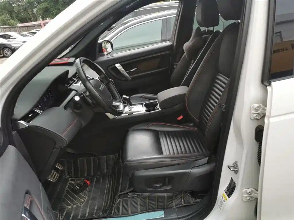 Land Rover Discovery Sport 2020 — фото 15