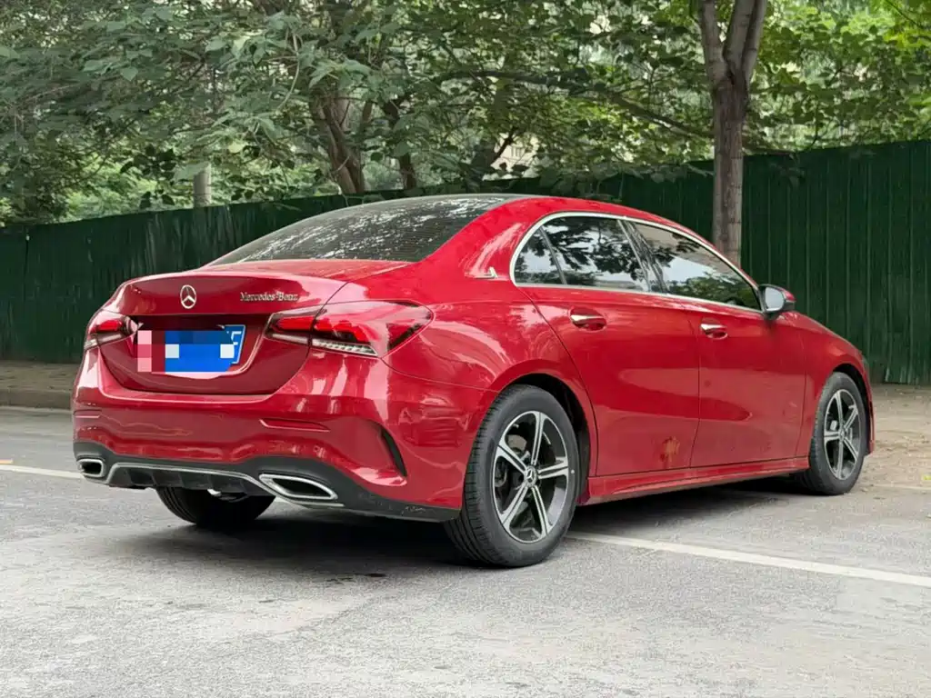 Mercedes-Benz A-Class 2022 — фото 9