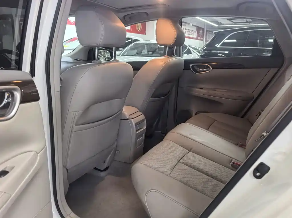 Nissan Sylphy 2014 — фото 10