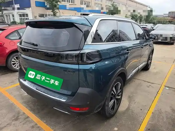 Peugeot 5008 2023