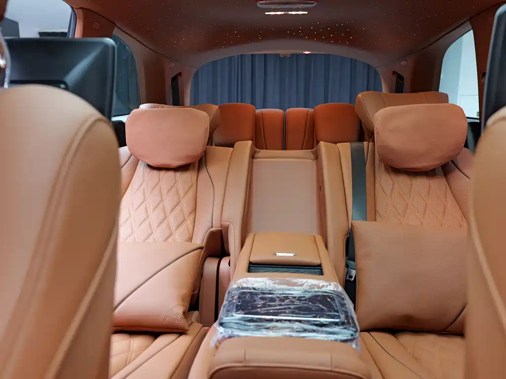 Mercedes-Benz GLS — фото 20