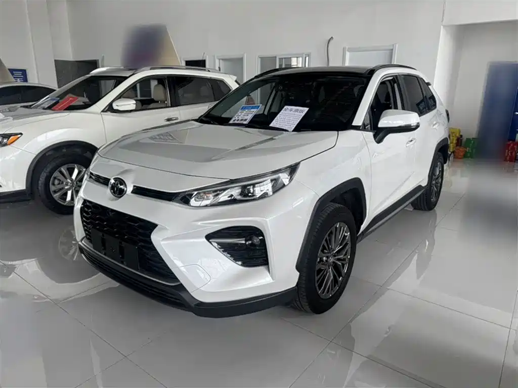 Toyota Wildlander 2023 — фото 1
