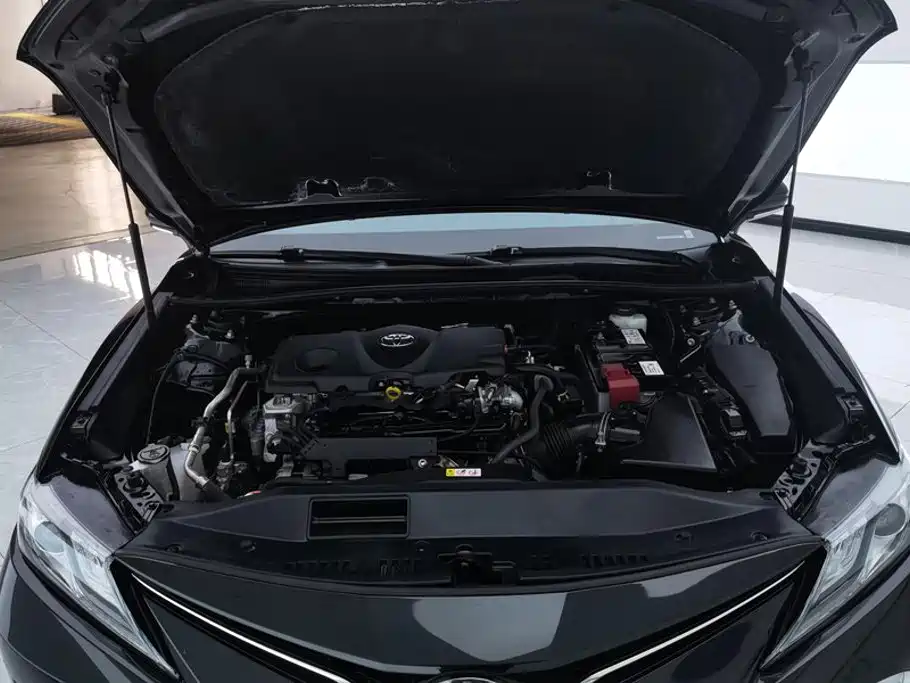 Toyota Camry 2023 — фото 10