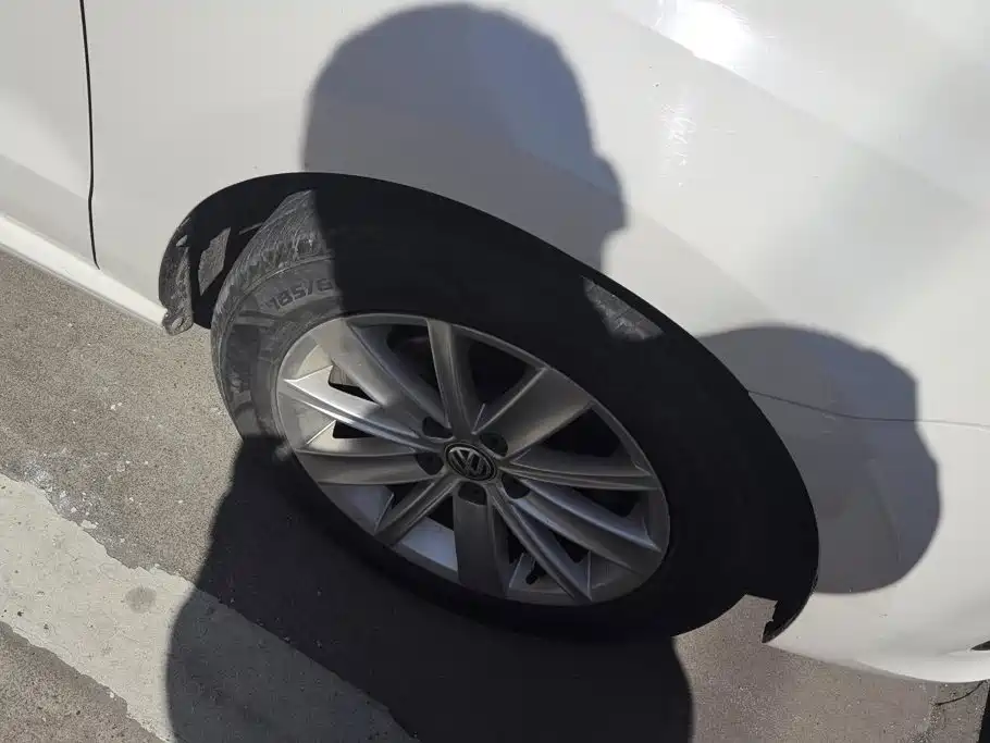 Volkswagen Polo 2016