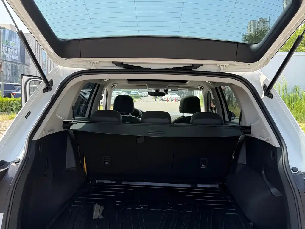 Volkswagen Tiguan L 2019 — фото 11