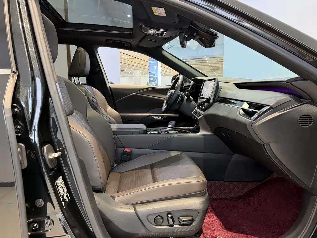 Lexus RX 2024 — фото 14