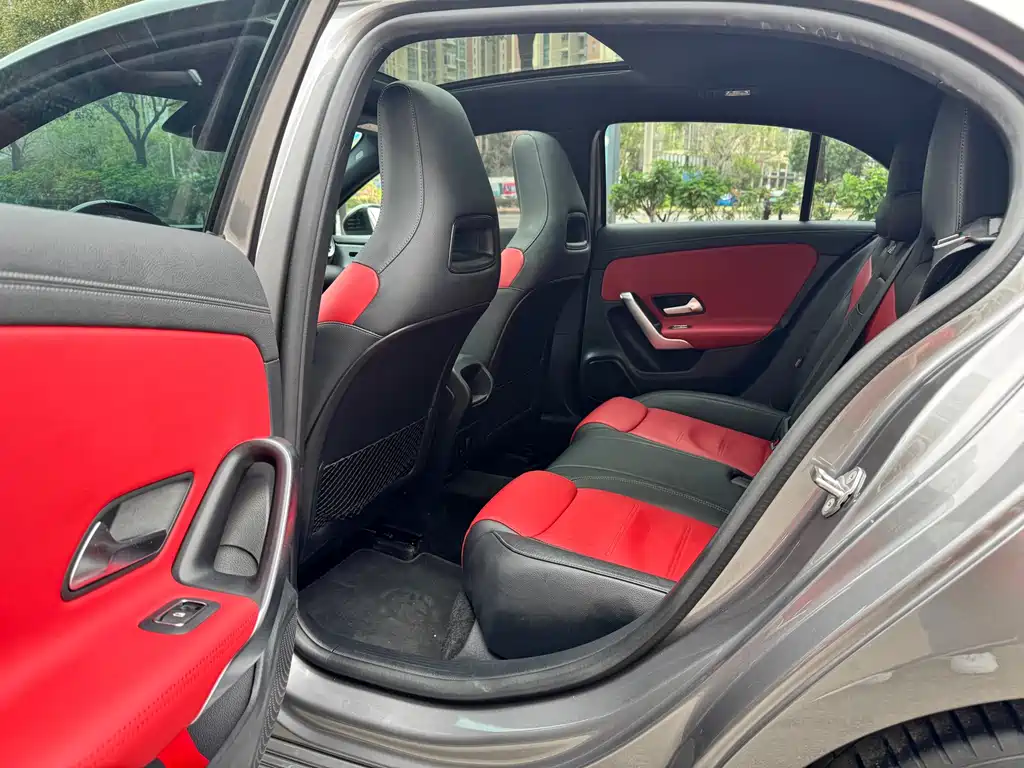 Mercedes-Benz A-Class AMG 2022 — фото 6