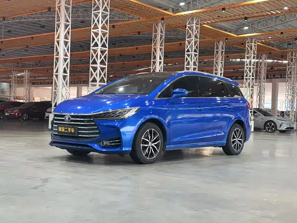 BYD Song MAX 2017