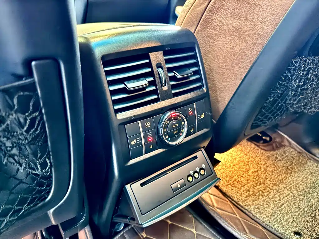 Mercedes-Benz GLS 2016 — фото 11