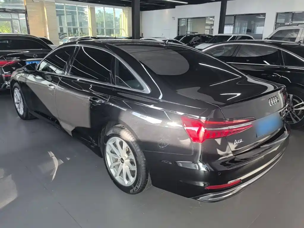 Audi A6L 2023