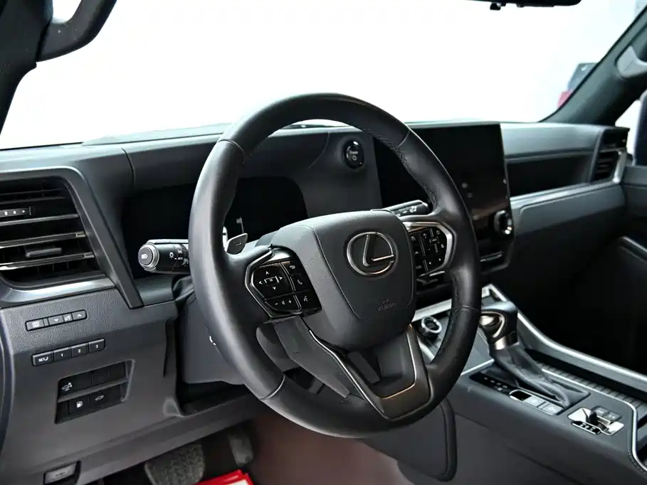 Lexus GX 2025 — фото 15