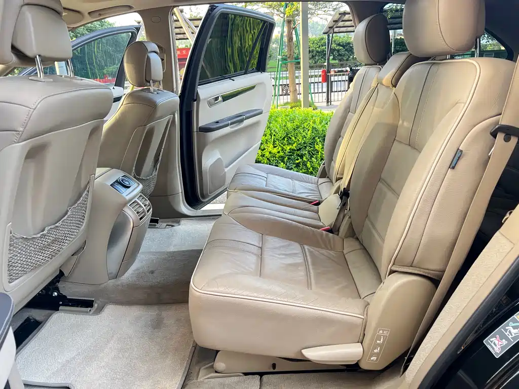 Mercedes-Benz R-Class 2017 — фото 14