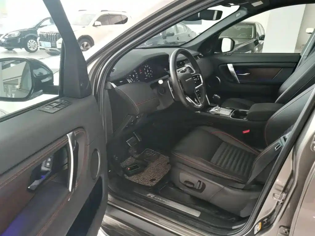 Land Rover Discovery Sport 2022 — фото 16