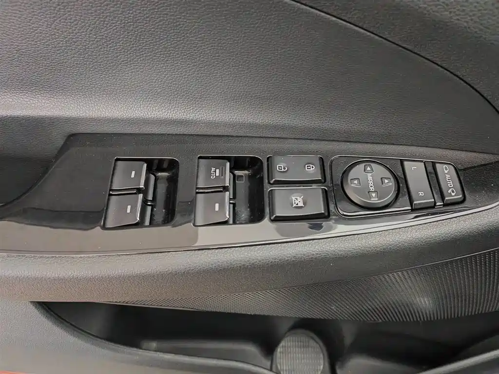 Hyundai Tucson 2020 — фото 9