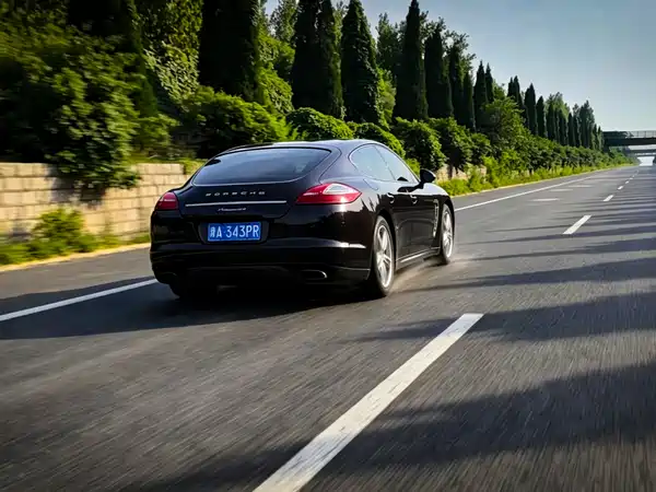 Porsche Panamera 2013