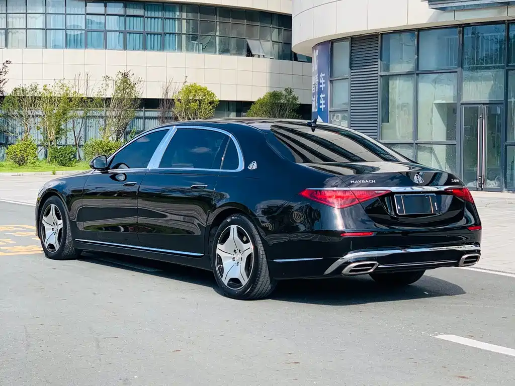 Mercedes-Benz Maybach S-Class 2023