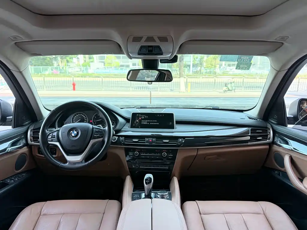 BMW X6 2015 — фото 6