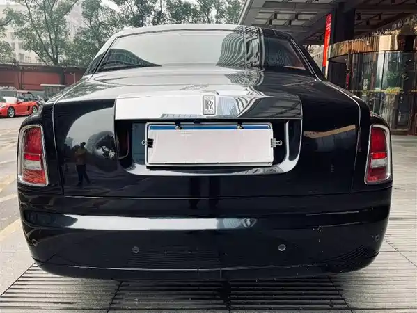 Rolls-Royce Phantom 2006