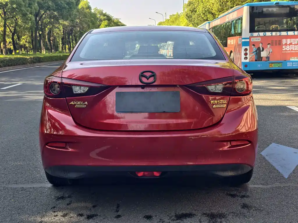 Mazda 3 Axela 2015 — фото 8