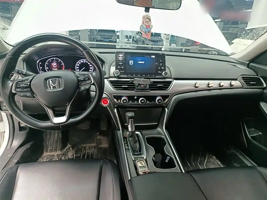 Honda Accord 2021 — фото 10