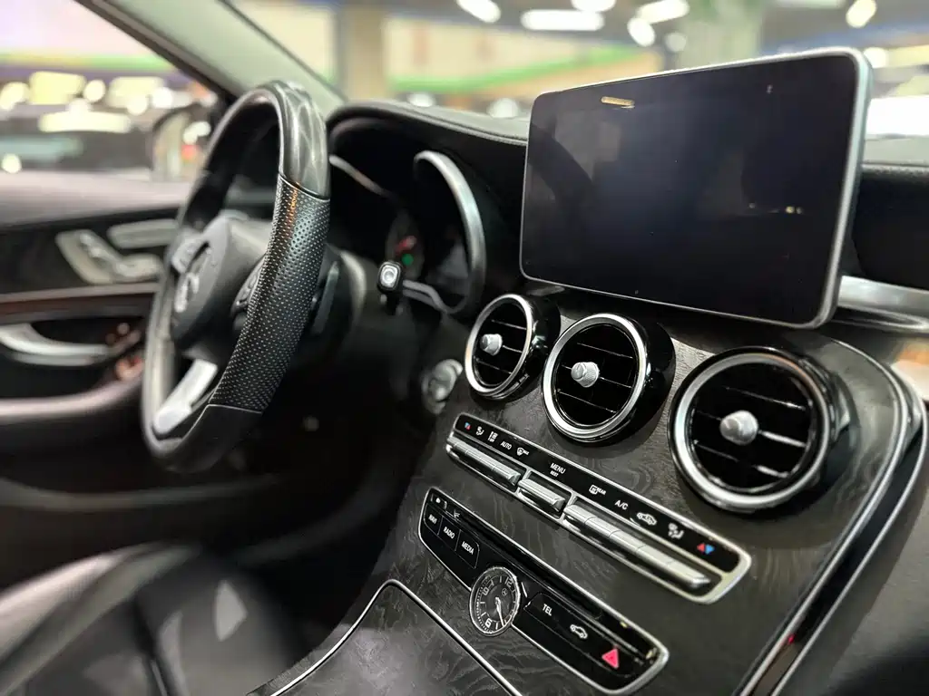 Mercedes-Benz C-Class 2016 — фото 33