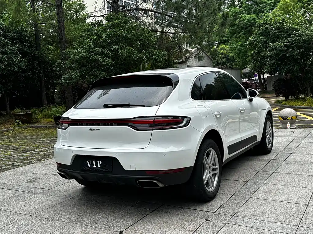 Porsche Macan 2020 — фото 16