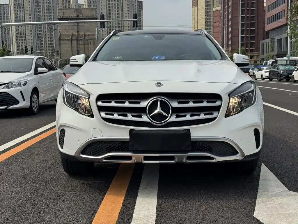Mercedes-Benz GLA 2018 — фото 2