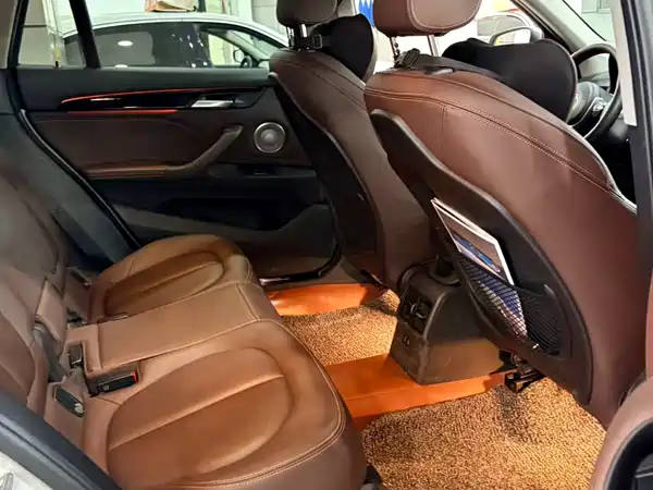 BMW X1 2021