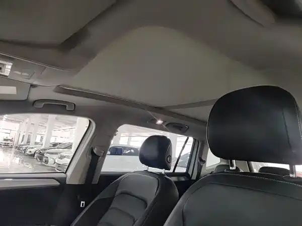 Volkswagen Tiguan L 2017