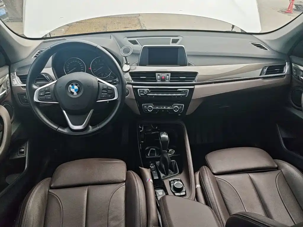BMW X1 2017 — фото 10