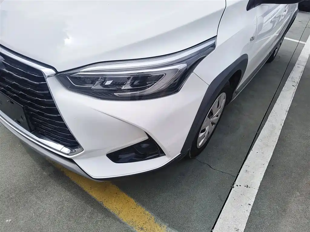 Toyota Yaris L 2020 — фото 24