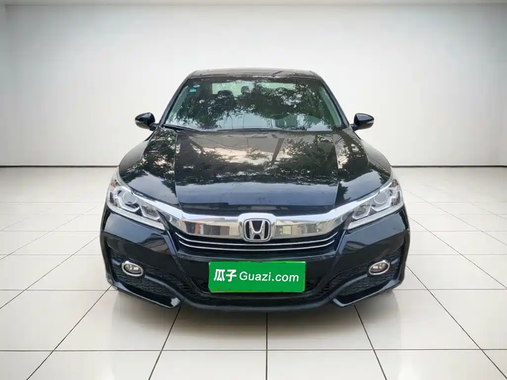Honda Accord 2016 — фото 24