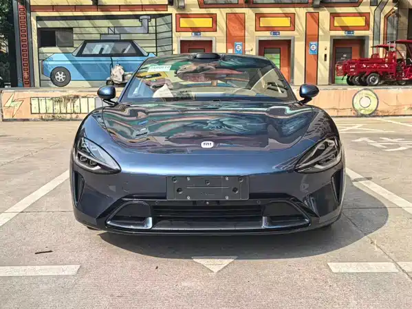Xiaomi SU7 2024