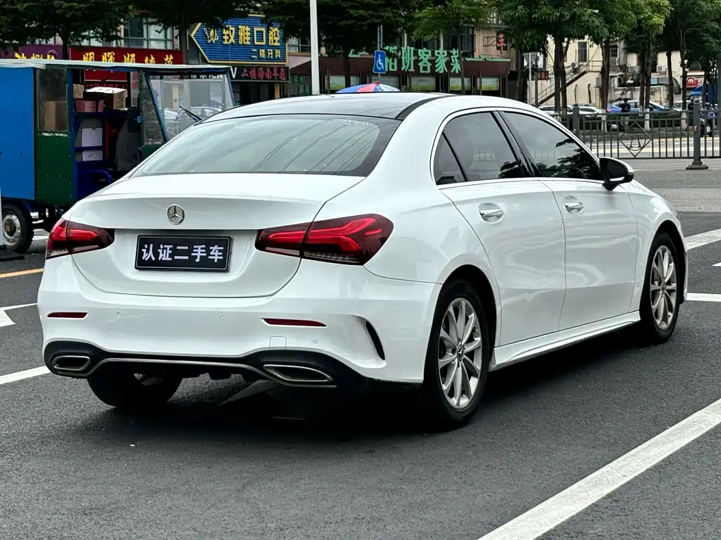 Mercedes-Benz A-Class 2020 — фото 4