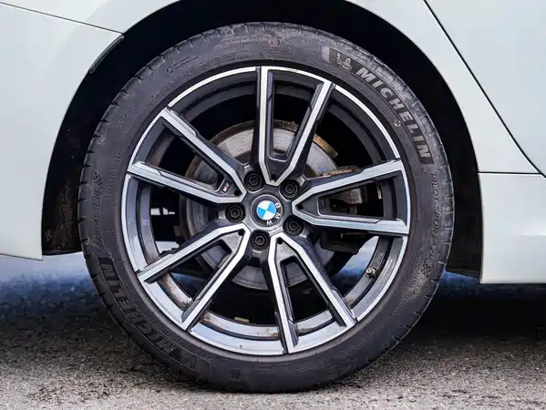 BMW 3 Series 2022