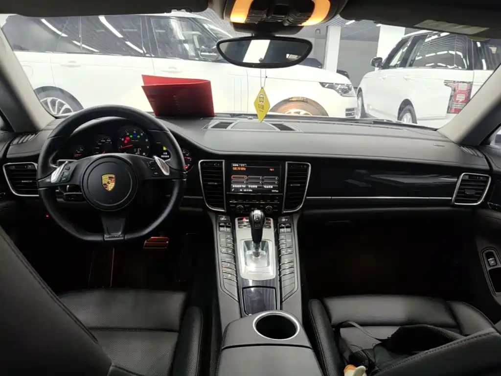Porsche Panamera 2016 — фото 10