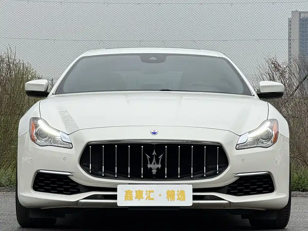 Maserati Quattroporte 2017 — фото 2