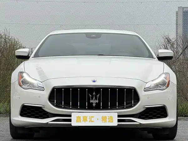Maserati Quattroporte 2015