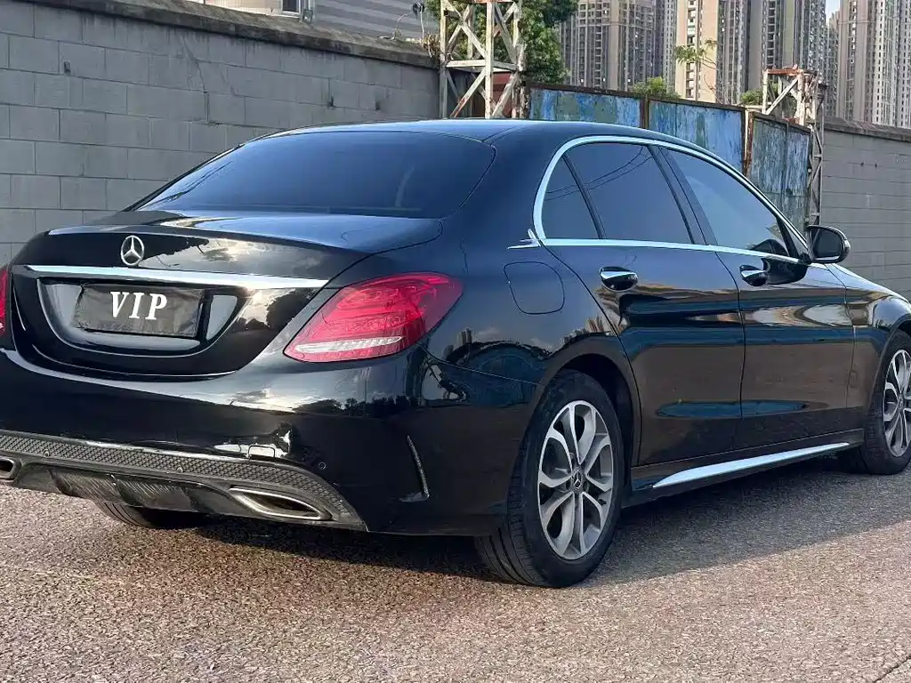 Mercedes-Benz C-Class 2018