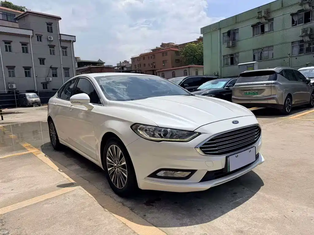 Ford Mondeo New Energy 2018 — фото 3