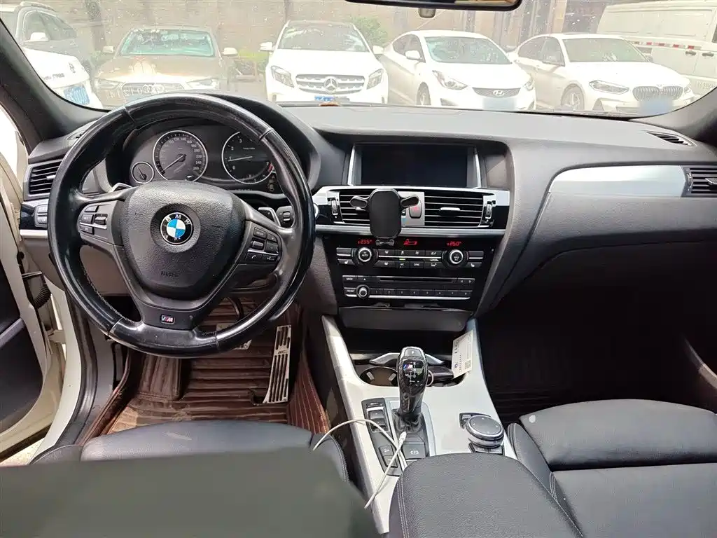 BMW X4 2015 — фото 13