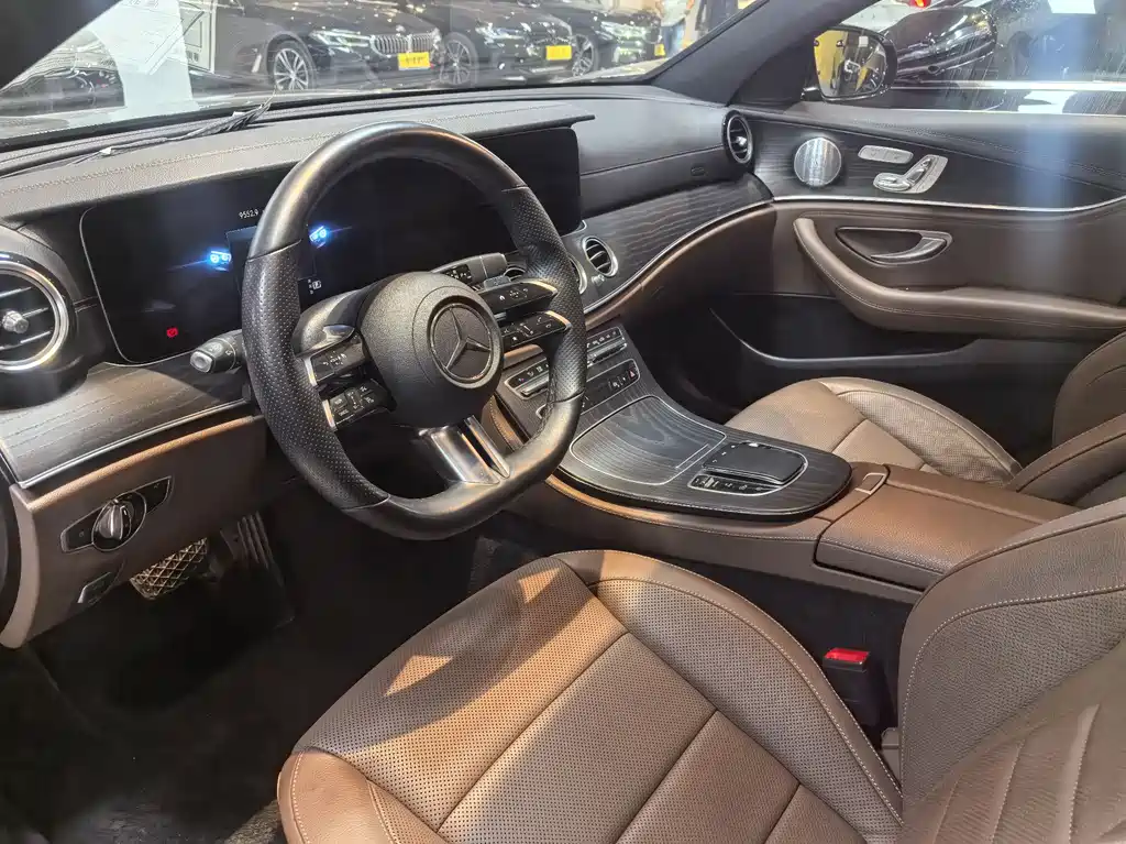 Mercedes-Benz E-Class 2021