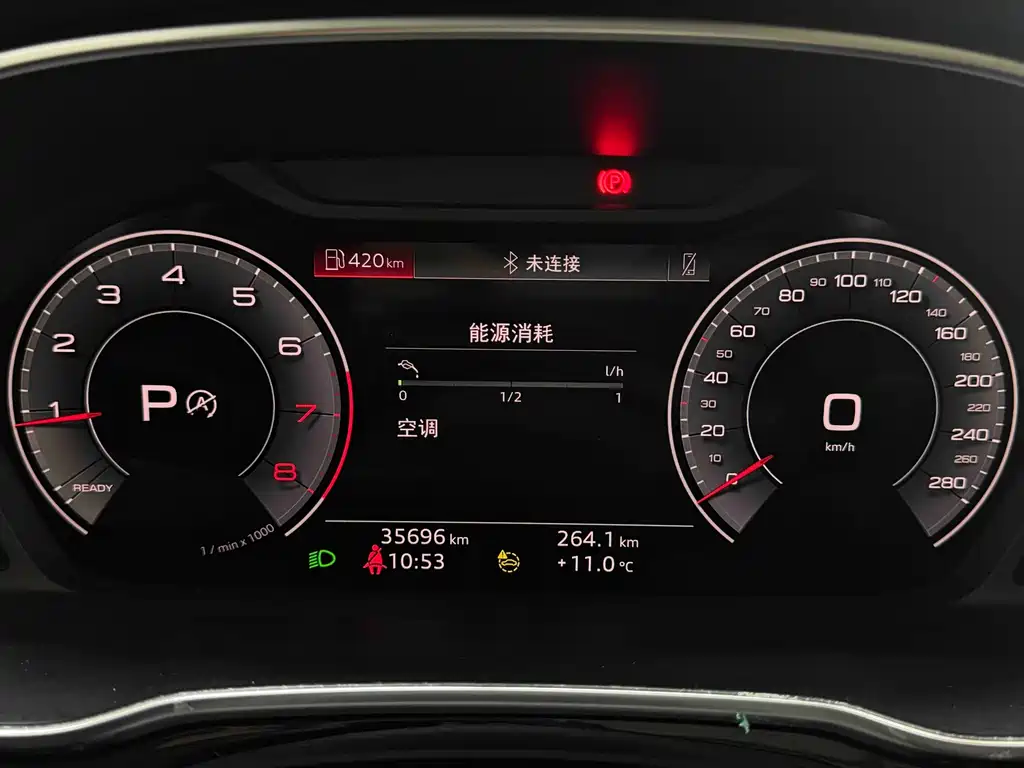 Audi Q3 2021 — фото 23