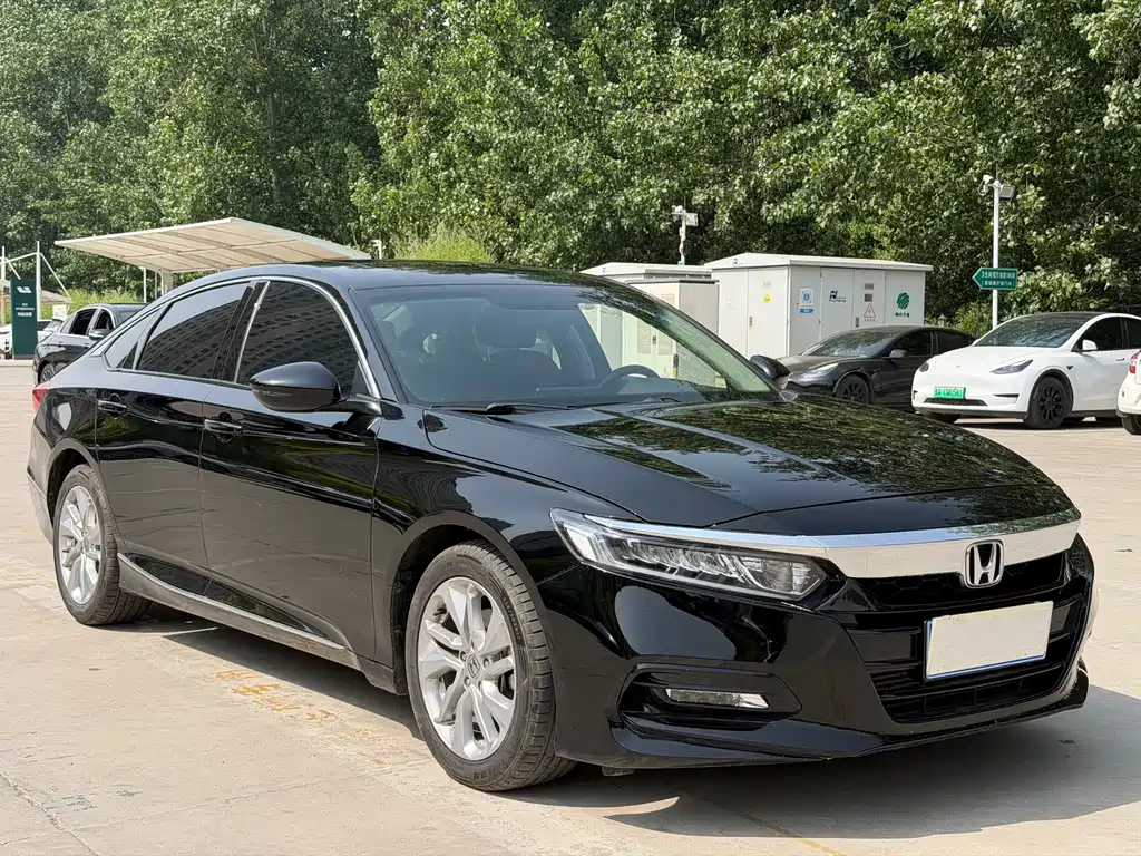 Honda Accord 2019 — фото 3