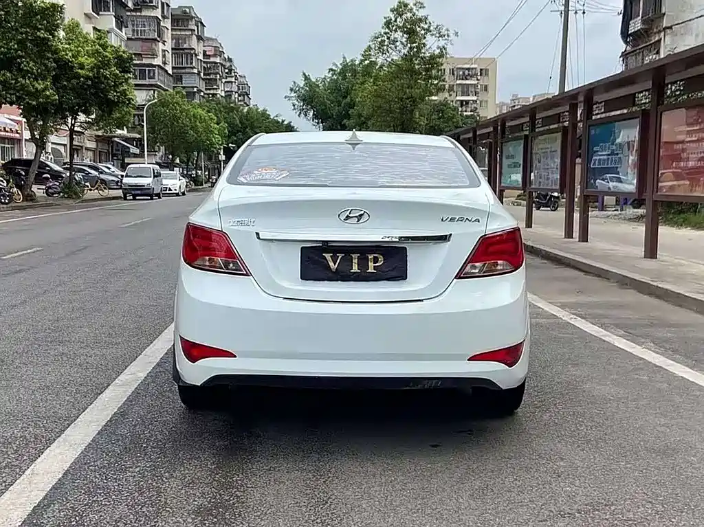 Hyundai Verna 2016 — фото 4