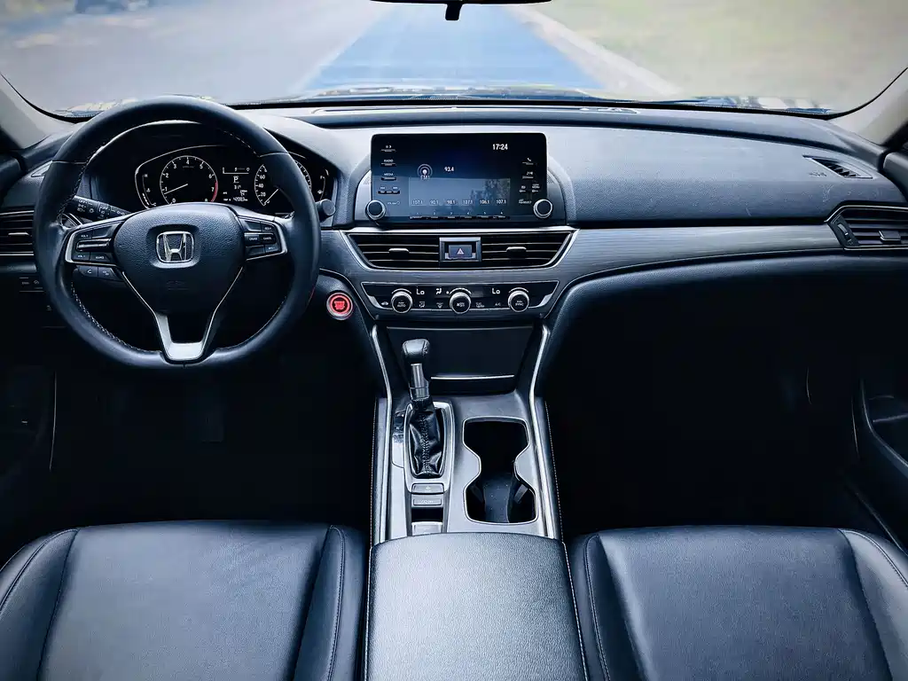 Honda Accord 2020 — фото 7