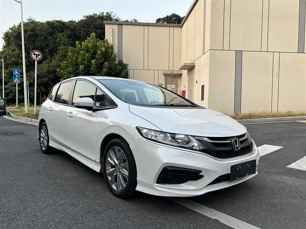 Honda Jade 2018 — фото 6
