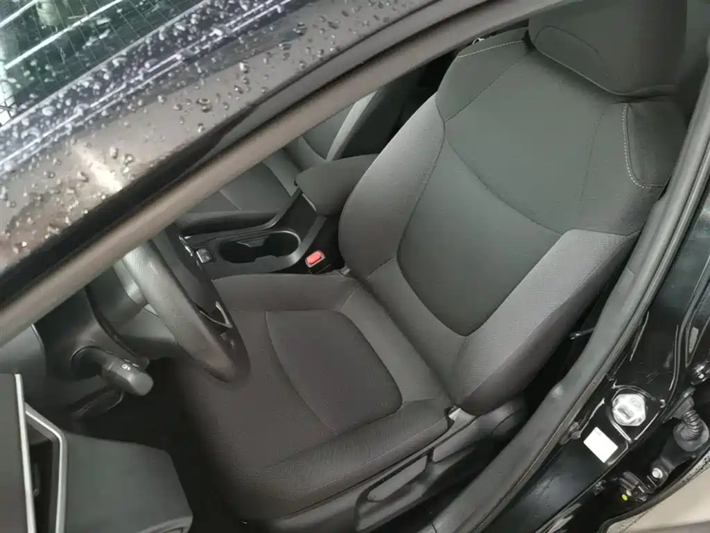 Toyota Corolla 2020 — фото 15