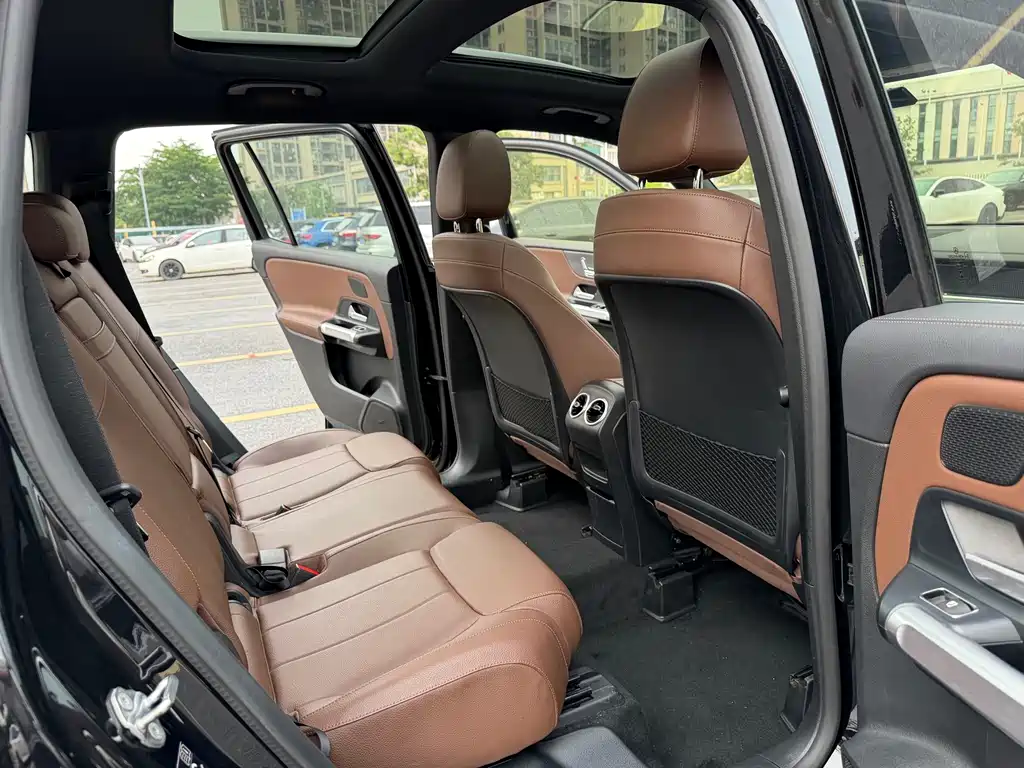 Mercedes-Benz GLB 2020 — фото 13